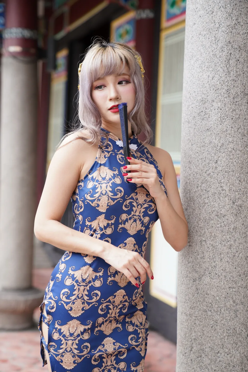 [Mzsock] NO.149 Xue Kaiyun blue flower short cheongsam with high heels and beautiful legs street photography#[105P]-66