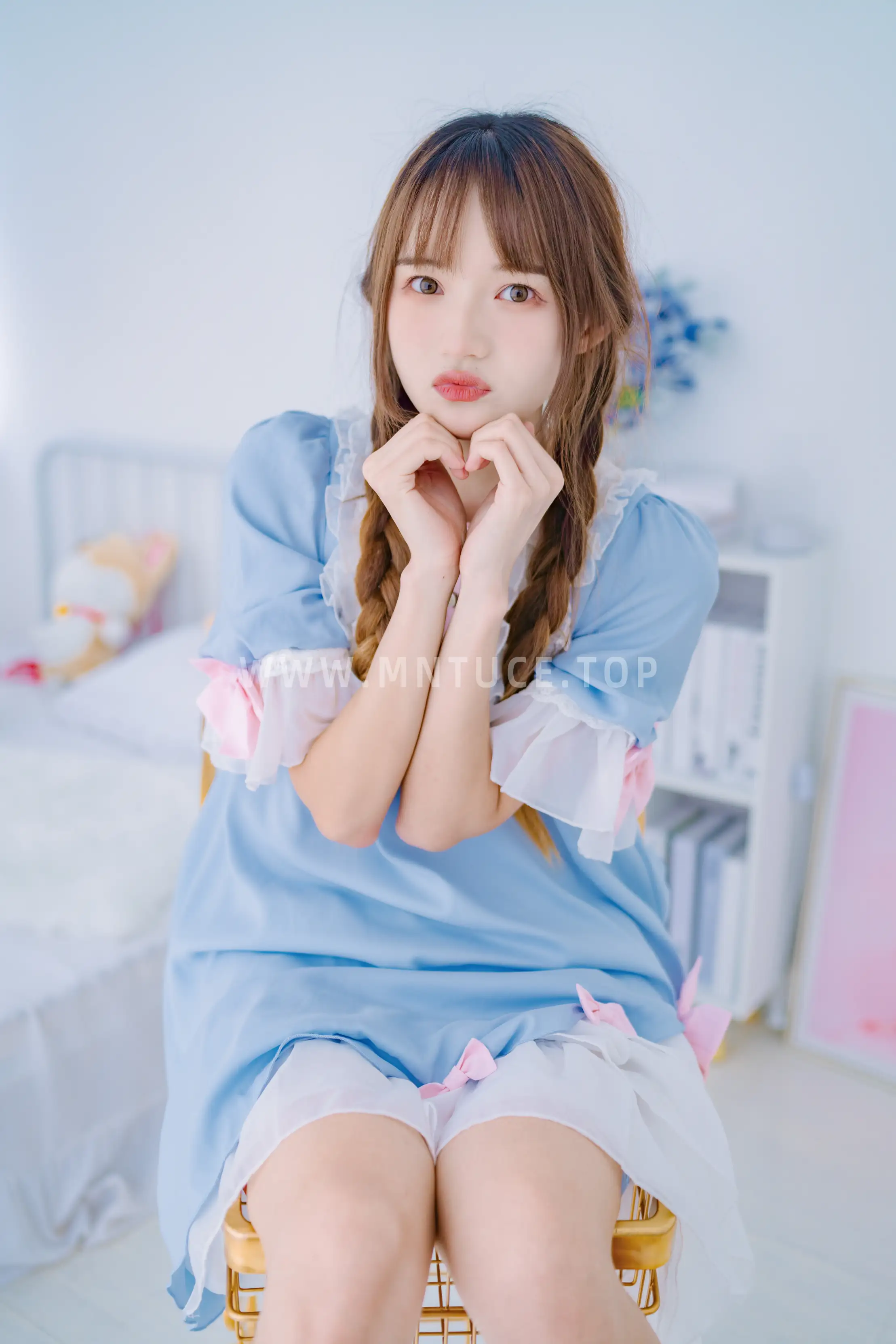 [YITUYU] 2022.08.13 Vol.1691 – Pure white and cute Rabbit Zzz won't eat carrots#[32P]-18